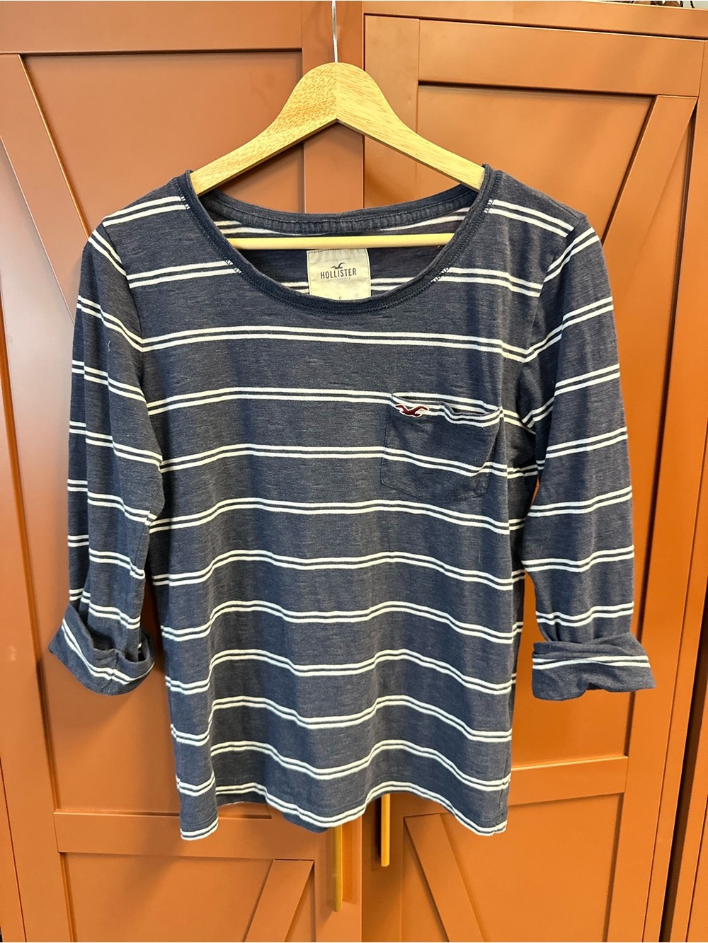 Hollister Navy and White Striped 3/4 Sleeve Tee